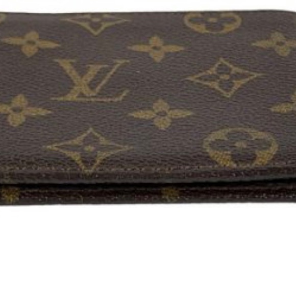 Louis Vuitton bi- fold wallet - Picture 4 of 10
